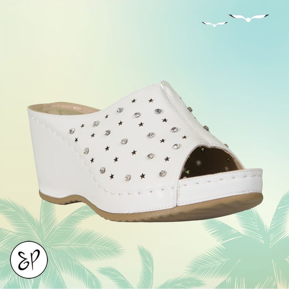 Atalina White Star Rhinestone Platform Wedge